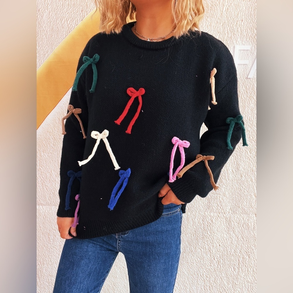Colorful Bow Round Neck Sweater